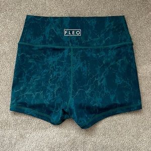 Fleo shorts, never worn high waisted size L